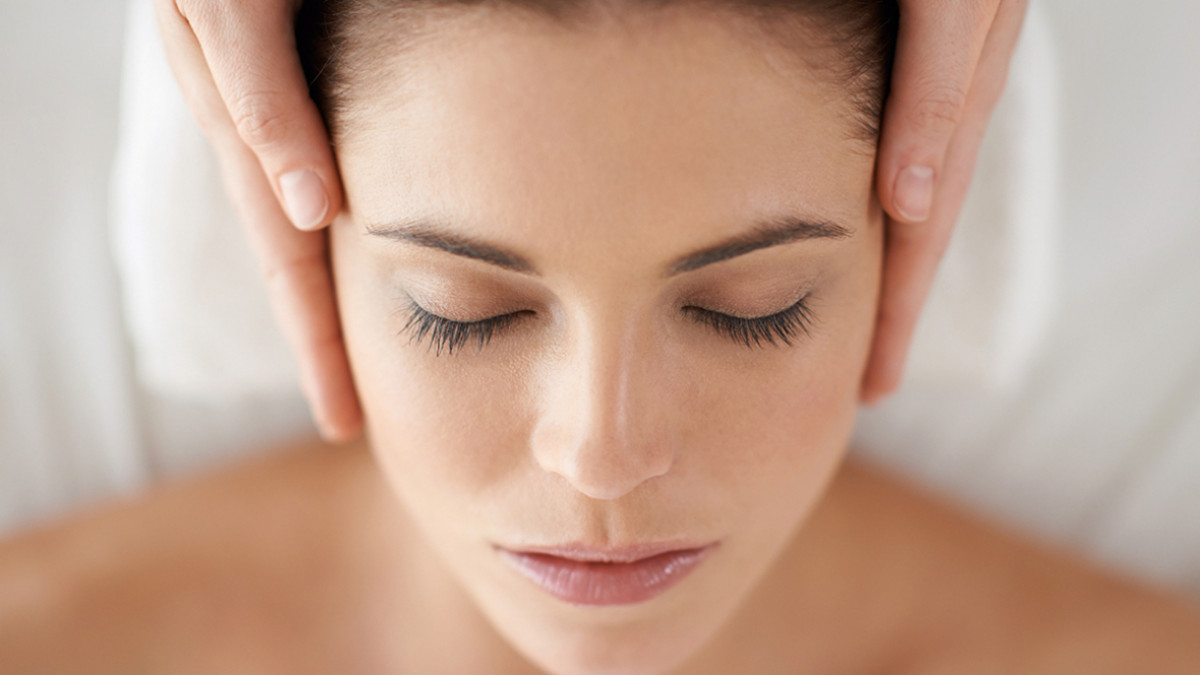 CINQ MONDES Massage Visage (1) HD2.jpg